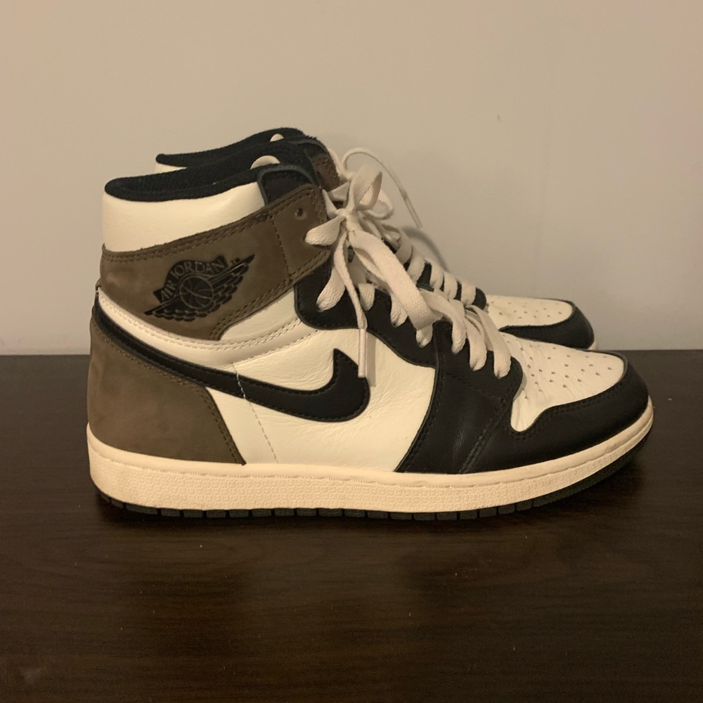 Jordan 1 mocha